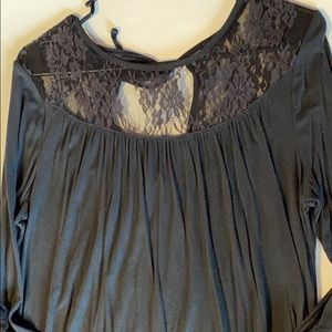 Mauricie’s Grey lace Blouse